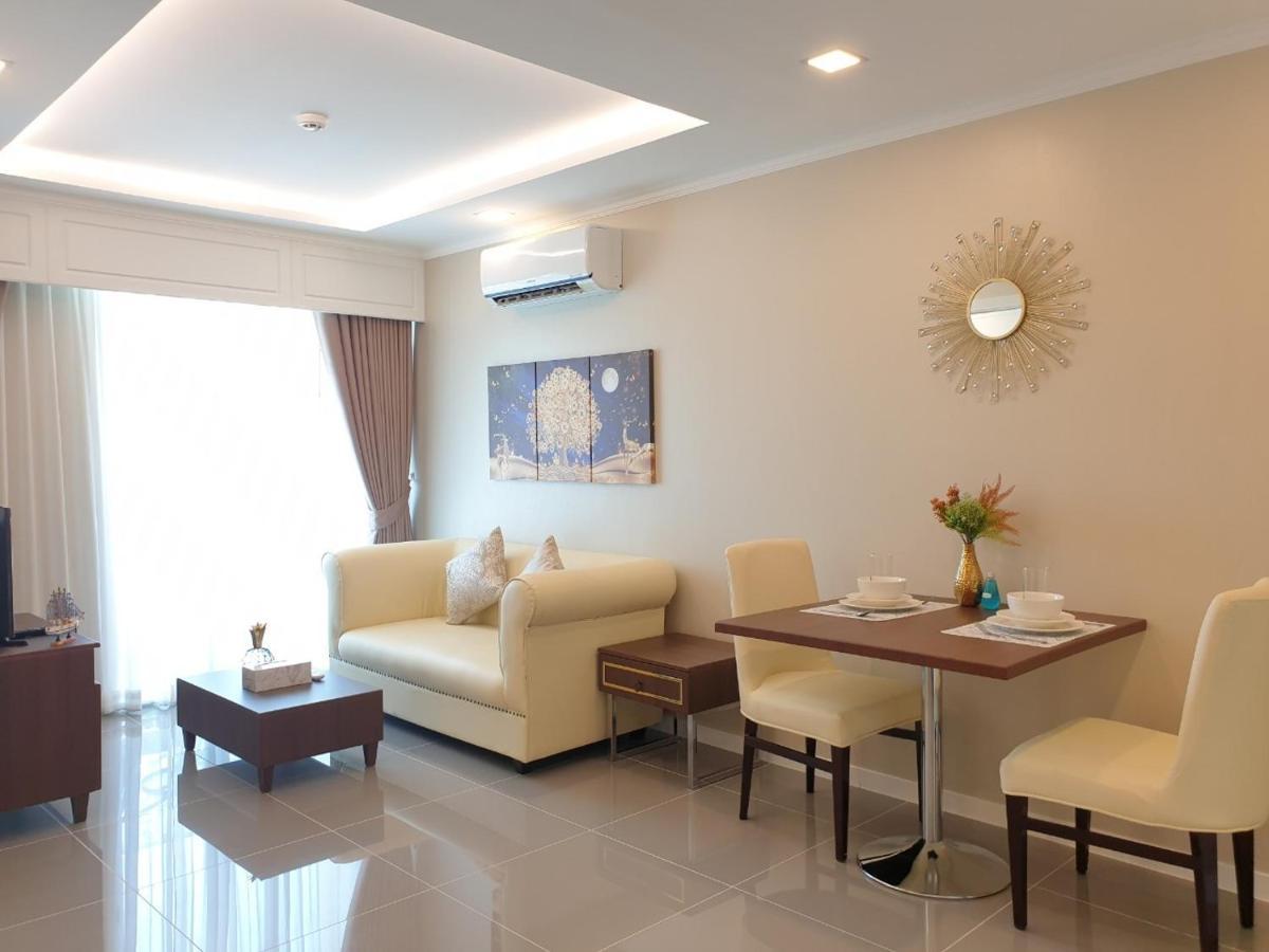 The Orient Resort And Spa By Lucky Rich Pantai Jomtien Bagian luar foto